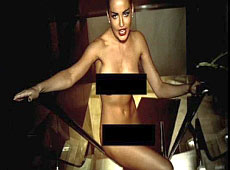 Голих дівчат з NikitA заборонили до показу