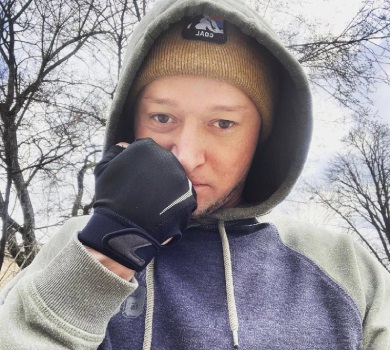 Здавайтеся у полон, кидайте зброю: Хливнюк закликав російських солдатів рятуватися