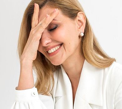 Майже все, що мені потрібно для щастя: Зеленська привітала чоловіка селфі з незвичного ракурсу