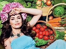 Мейхер у віночку приправили гострим перцем. ФОТО