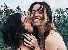 Дорофеєва на відпочинку замилувала мокрими пестощами з коханим