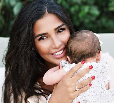 Дімопулос про партнерські пологи: Мій чоловік бачив народження всіх своїх дітей 