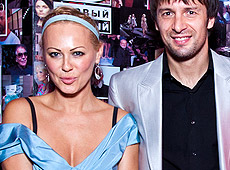 Альонова показала невістці Ротару, як треба вдягатися