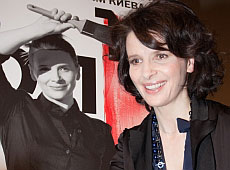 Жюльєт Бінош у Києві показала свої акварелі, вірші та фільм