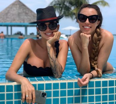 Невістка Ющенка з невісткою Куніцина в купальниках попозували на Мальдівах