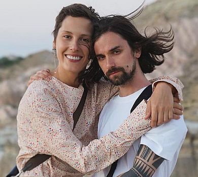 Соліст АГОНЬ Савлєпов побрався з російською актрисою Горбачовою    