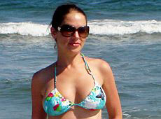 Литовченко проміняла дорогі тачки на собак і пішла до казино