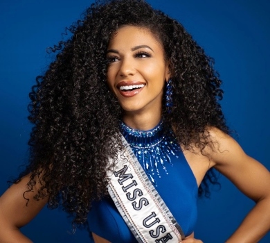 Міс США-2019 кинулася з хмарочоса, лишивши пронизливий допис у мережі