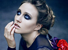 У Бушміної на спині виросли криваві троянди