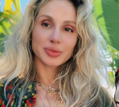 Не турбувати: Лобода під час перезавантаження наробила селфі без мейкапу