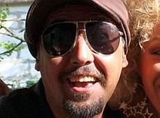 Коляденко знявся в кіно, заспівав і чекає на віллу в Каннах