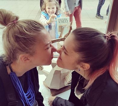 Чекала Марка, а народилася Уля: Матвієнко привітала дочку з 24-річчям та показала себе юною мамою. ФОТО