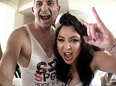 Лоліта з'явилася у Києві й заявила про цензуру на концерті пам'яті Кузьми