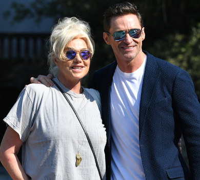 Суінтон із кислотним волоссям, Джекман із дружиною та Крус у романтичній сукні з‘явилися на Venice Film Festival