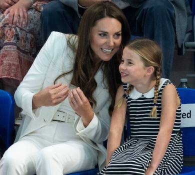 7-річна принцеса Шарлотта у сукні за $37 сходила на спортивний івент із батьками