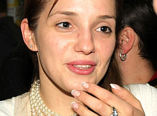 Дочка Тимошенко стала білявкою і пішла худнути на r'n'b. ВІДЕО