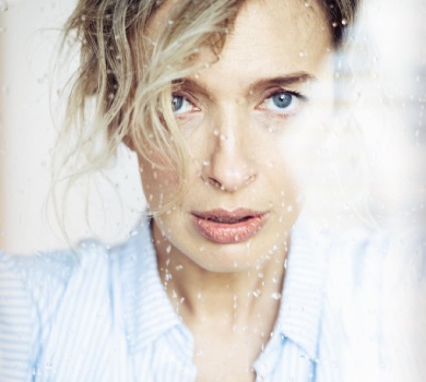 Відрізало і заніміло: Фролова зробила перший пост за час війни