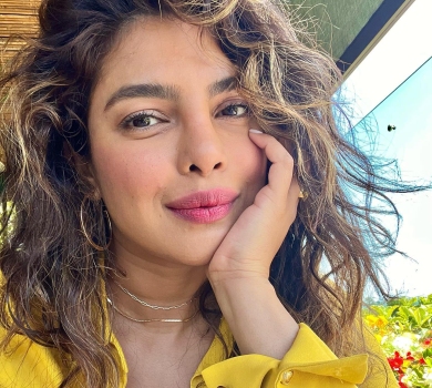 Понад 100 днів у інтенсивній терапії: Пріянка Чопра нарешті забрала з лікарні доньку та вперше показала її ФОТО