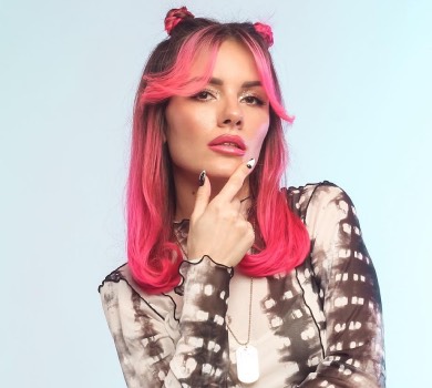 Як ти там живеш: MamaRika щемливо заспівала про розбите серце та самотність. ВІДЕО