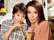 Сумська і Подкопаєва продалися за молоко