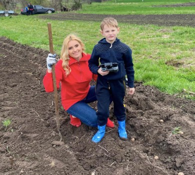 Бомби будуть летіти, а ми будемо город садити: Федишин нагадала українцям про картоплю