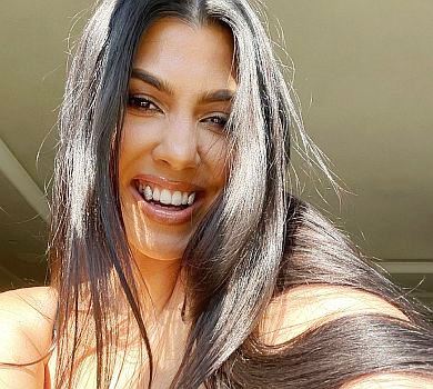 Нарешті по-чесному: Кардашян у мережі розхвалили за ФОТО попи з целюлітом