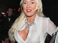 Розинська та екс-копія Білик грудьми вболівали за Альошу