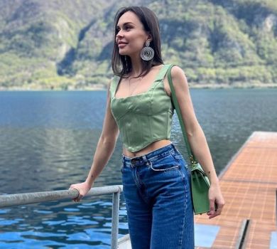 Дочка Воронова у Швейцарії додала трішки барв у свій Instagram. ФОТО