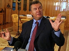 Янукович на 64-річчя буде звичайним російським пенсіонером?
