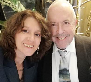 Вагітна дружина Макаревича засвітила живіт на винному фестивалі