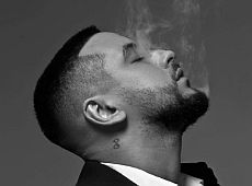 Монатік згадав, як у порожній квартирі спав на матраці зі своєю героїнею