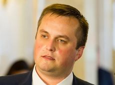 Cпецпрокурор Холодницький у шортиках прилетів із Дубаю. ФОТО