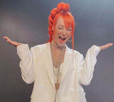 Такий хруст був: Тарабарова в телестудії отримала травму обличчя. ФОТО 