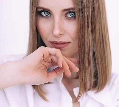 Зірка Кріпосної розказала, чому мовчала про невдалий перший шлюб, і назвала мінус співмешкання до весілля