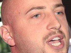 Лазарович двічі викинувся з балкону