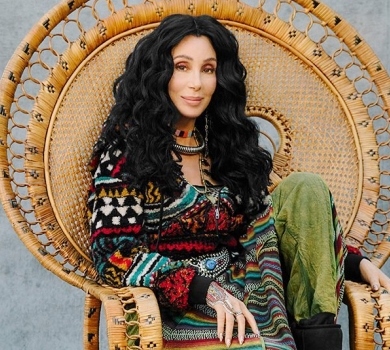 Шер запропонувала прихистити українців у себе вдома