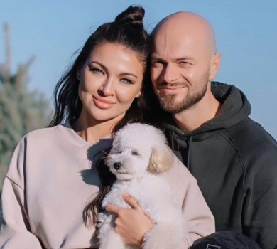 Дружина Ями відповіла на критику через його виїзд за кордон: Кожен переживає війну по-своєму