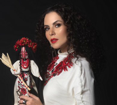 Мотанка, вишиванка та речитатив: Каменських випустила кліп про вольову душу українців