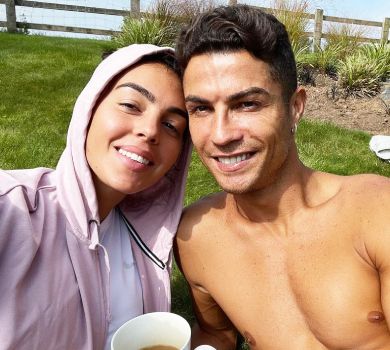 Чекають на братика і сестричку: діти Роналду замилували ніжностями з його вагітною коханою