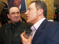 Рудьковський випив за кума Ющенка в нічному клубі