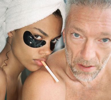 Досі не дратує: Кассель привітав Кунакі з 7-ю річницею, а вона знялася з метеликом на грудях