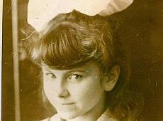 Зірки першого вересня: Лорак з бантом, Осадча у фартушку та Монатік із бабцею. ФОТО