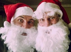 Кличко вбрався Дідом Морозом та показав дочку. ФОТО