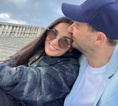 Демі Мур вперше показала молодшого на 13-років бойфренда