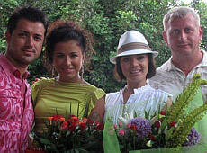 У Греції Лорак з Подкопаєвою поєднали весілля з днем народження