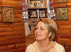 Ганна Герман показала нутрощі своєї сільської хати