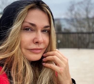 Сумська показала ранкове обличчя після безсонної ночі