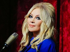 Повалій повернулася до 1970-х та розповіла про шлюб Кобзона