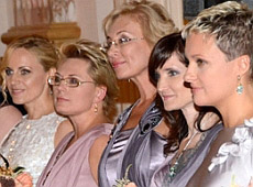Екс-міністр Тимошенко та Остапенко з СБУ стали моделями