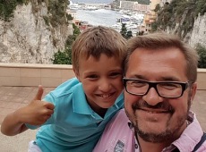 Пономарьов влаштував синові європейські мандри. ФОТО